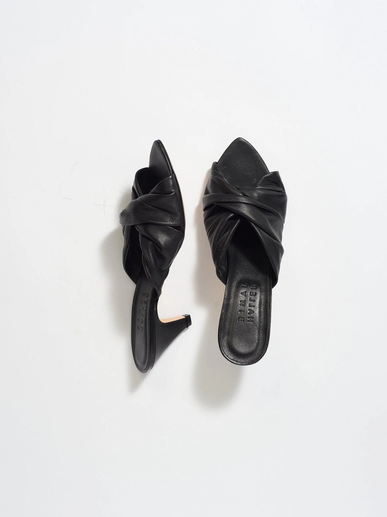 The Knot Heel