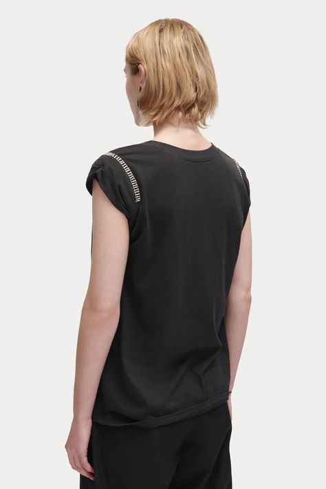 Miles Tee