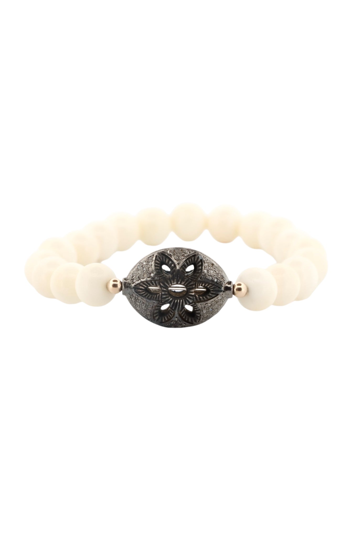 Bone Beads wit Pave Diamond Flower Bracelet