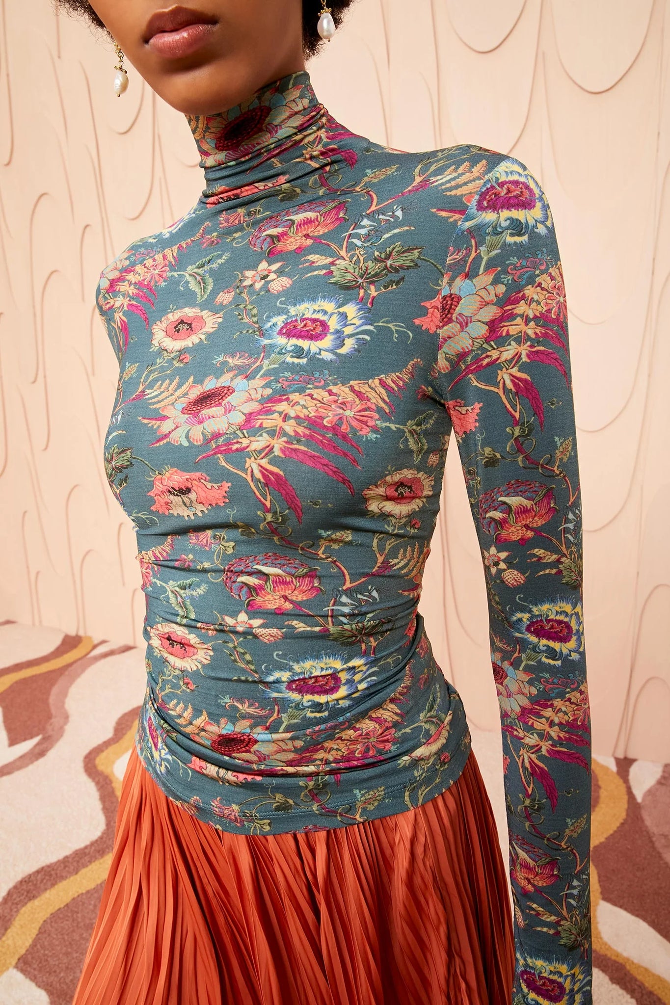 Aurelia Turtleneck